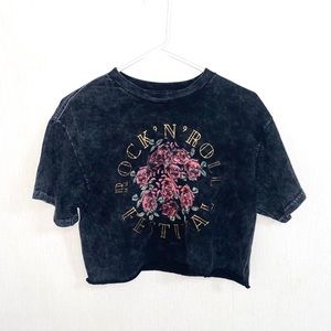 Rock ‘n’ roll Festival Cropped Tee